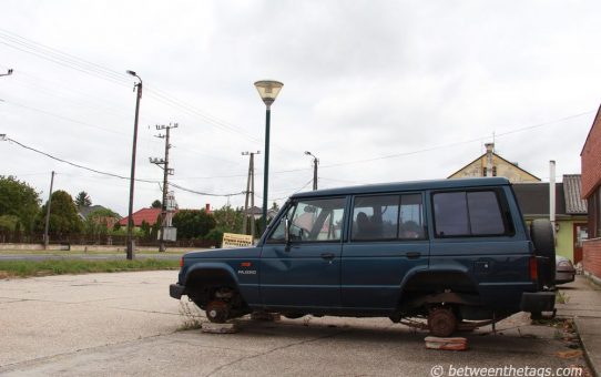 Beloved cars #1: No wheels